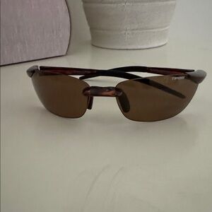 Tifosi Scatto tortoise shell sunglasses, model T-P330.